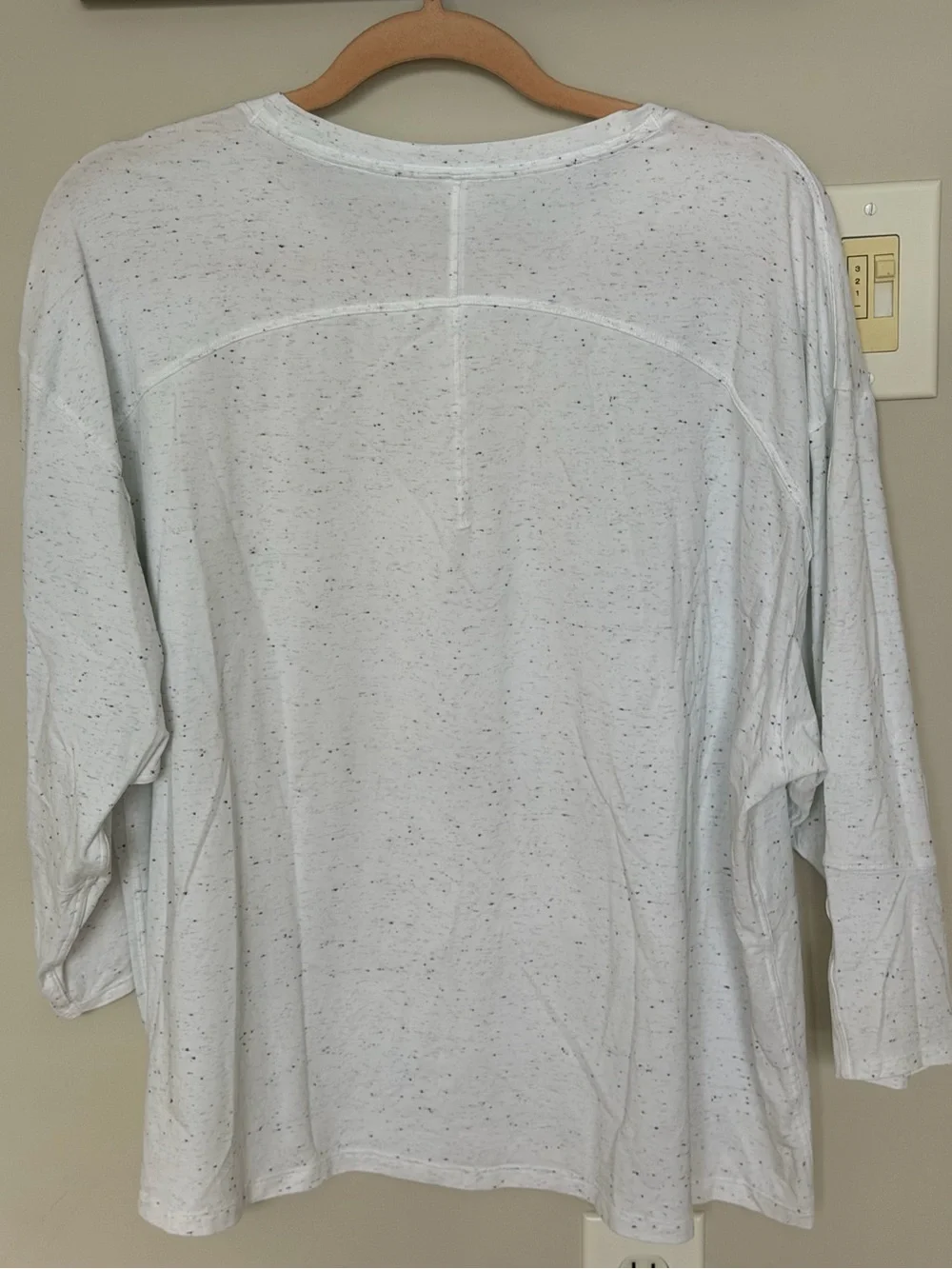 lululemon athletica White Speckle 3/4 Sleeve Crew Tee